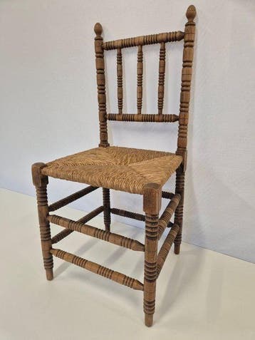 Stoel - Eik, Woven Rush Seat - Bobbin / Turned Chair