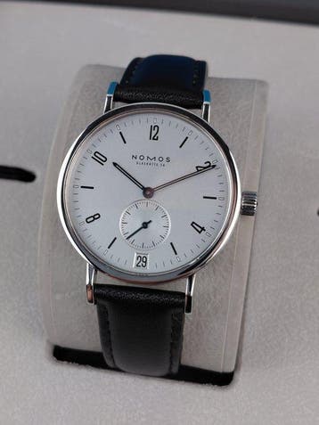Nomos - Glashütte - Tangente - Sport - 5531 - Homme -, Handtassen en Accessoires, Horloges | Heren, Nieuw