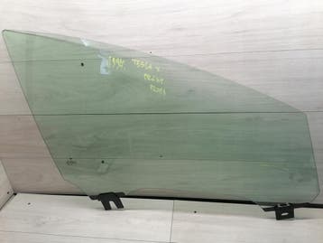 Tesla X rechter voorruit 1028823-00-J, Verzenden, Gebruikt