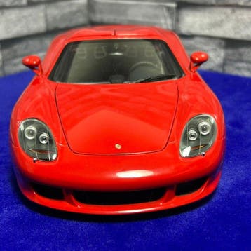 Minichamps 1:18 - Modelauto - Minichamps 1:18 Porsche, Nieuw