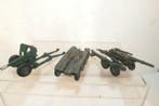 Model militair voertuig (3) - Char léger à roues et pièces, Nieuw