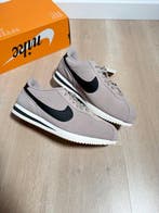 Nike - Sneakers - Maat: EU 42 - Nieuw met tags