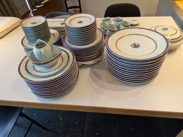 Raynaud & Cie Limoges - Service de table pour 12 (94) -