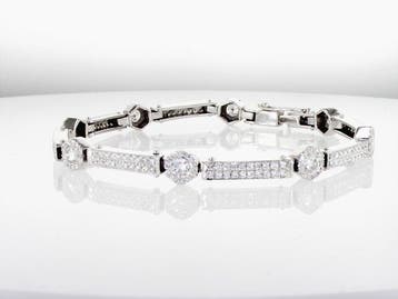 Bracelet de tennis - 14 carats Or blanc - 5.72ct. tw.