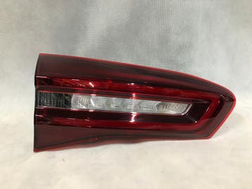 Ford Focus Mk4 LIFT Kombi 22 - Achterlicht Links Binnen LED, Verzenden, Gebruikt