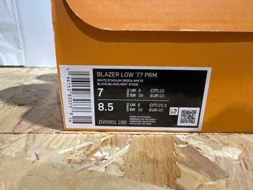 Nike - Blazer Low 77 PRM - Sneakers - Maat: EU 40 - Nieuw, Nieuw