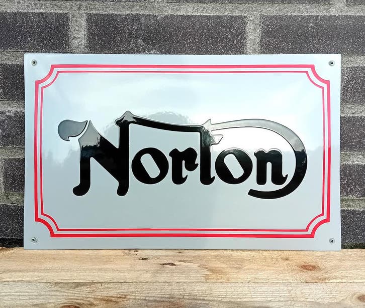 Norton, Collections, Marques & Objets publicitaires, Envoi