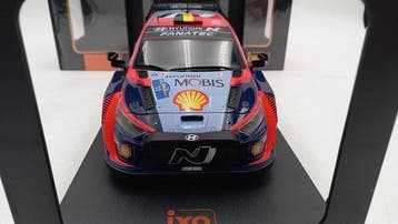 IXO 1:18 - Voiture miniature - Hyundai i20 winner Central