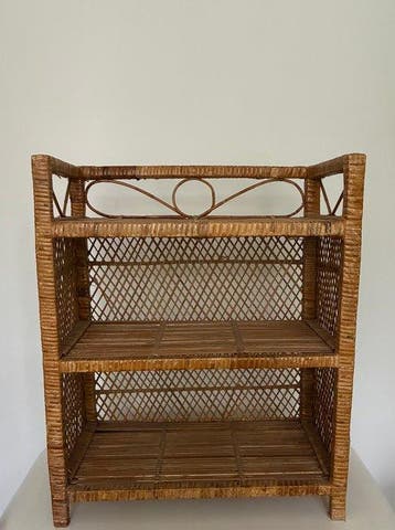 Kast - Rattan - Vintage rotan kastje (etagère) met drie
