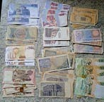 Italië. - 86 banknotes - various dates (Zonder minimumprijs), Postzegels en Munten