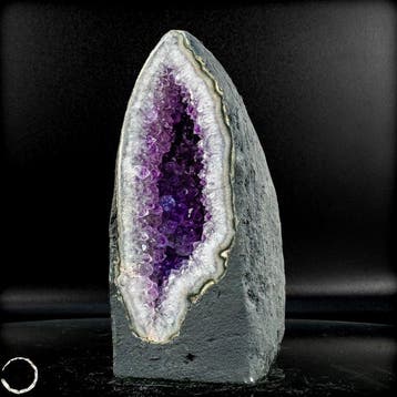 Natuurlijke amethist kristalkathedraal – donkerpaars