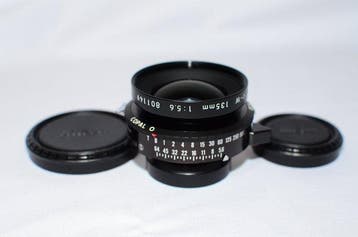 Nikon NIKKOR-W 135mm f/5.6 Appareil photo argentique