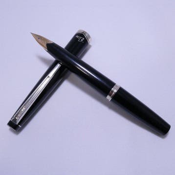 Pilot - Pilot Elite Fountain Pen Black Gold Trim 14K-585 F, Nieuw