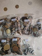Monde. Lote 1000 monedas Hay años distintos. (Sans prix de