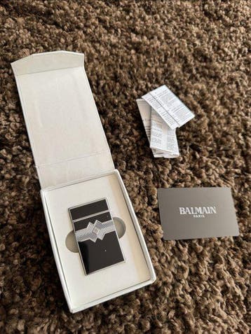 Balmain - Miroir dArgent et Obscurité - Sans prix de