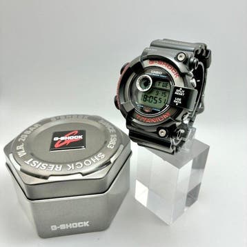 Casio - G-SHOCK FROGMAN – Titanium – 200M Diver – Vintage, Nieuw