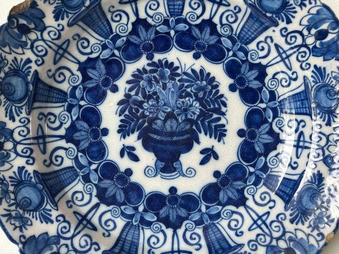 De Klaauw Delft - Assiette murale - Faïence - Étagère, Antiquités & Art, Antiquités | Verre & Cristal