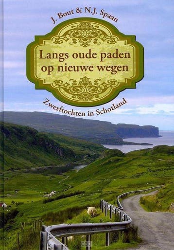 Langs oude paden op nieuwe wegen 9789033124358 J. Bout, Verzenden, Gelezen, J. Bout
