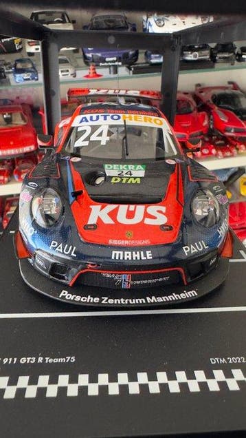 IXO 1:18 - Modelauto - Porsche 911 GT3 R #24 Winner, Nieuw