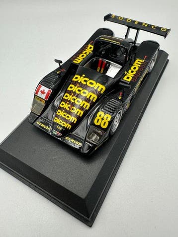 Le Mans 43 1:43 - Voiture de course miniature - Lola B2K40