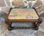 Tabouret - Noyer - Tabouret ancien