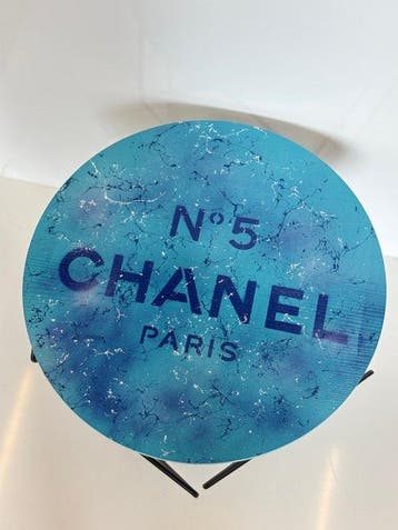 Rob VanMore - Tea-time by Chanel - ø50cm