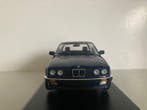 Minichamps 1:18 - Coupé miniature - BMW 323i E30, Nieuw