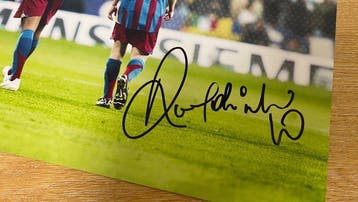 FC Barcelona - Spaanse voetbal competitie - Ronaldinho -, Nieuw