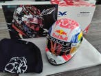 Red Bull Racing - Max Verstappen - 2023 - Scale 1/2 helmet, Collections, Marques automobiles, Motos & Formules 1