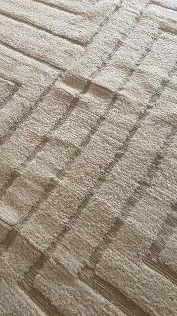 Echoes of the Atlas – A Handwoven Story in Wool - Des, Nieuw