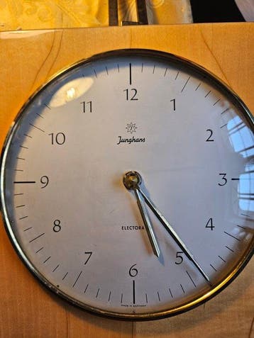 Horloge murale - Junghans - Céramique - 1950-1960
