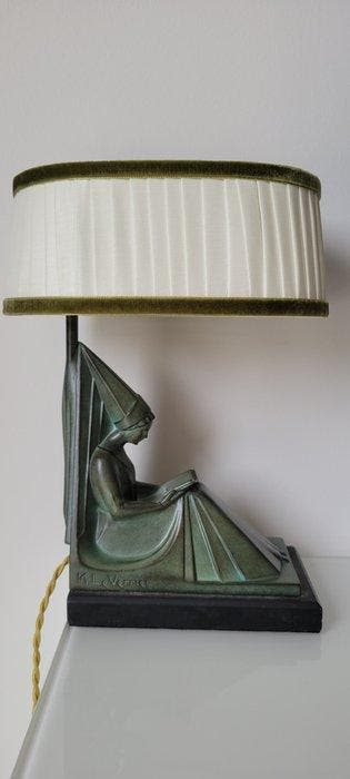 Max le Verrier - Beeld, Lampe Moyen-Age ou Liseuse