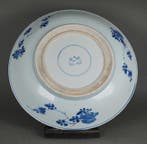 Kangxi (1662-1722) - Tunnel Rim (Double Foot Rim) - Ribboned