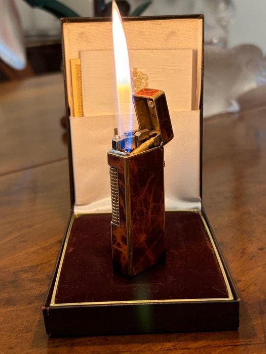 Dunhill - Aansteker - Verguld, Lak, Verzamelen, Rookartikelen, Aanstekers en Luciferdoosjes