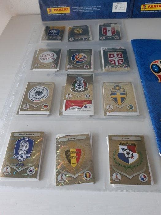 2018 Panini komplett loses Stickerset + 6 Extrablatt Sticker, Verzamelen, Stickers