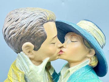 Beeld, Enesco / Parastone – Piazza “Missed You” – groot