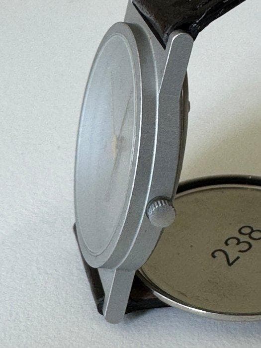 Braun - Design Armbanduhr Dieter Lubs AW20 - Zonder, Handtassen en Accessoires, Horloges | Heren