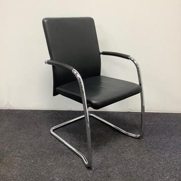 vergaderstoel / stapelstoel, zwart leren bekleding - chroom