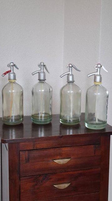 Fles (4) - Glas, Metaal - Vintage spuitflessen - Siphons, Antiek en Kunst