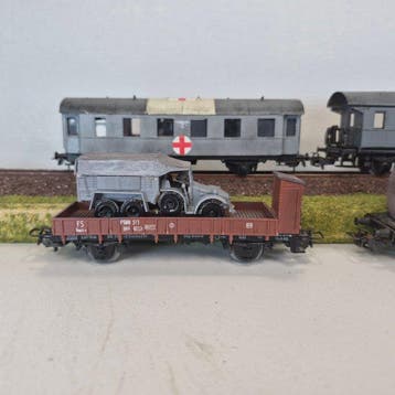 Märklin, Piko H0 - Modeltrein goederenwagon (4) - WOII, Nieuw