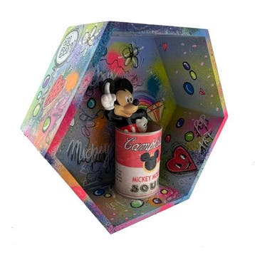 Priscilla Vettese (1985) - Mickey Campbell’s Soup POP Box