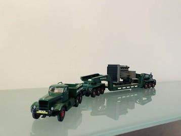 Corgi Classics.......Box, documents, accessoires........., Nieuw