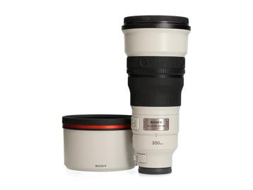 Sony FE 300mm f/2.8 GM OSS - Telelens - 3 jaar garantie, Ophalen of Verzenden, Zo goed als nieuw