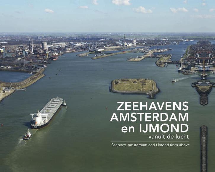 Zeehavens Amsterdam en IJmond vanuit de lucht 9789081777957, Boeken, Kunst en Cultuur | Fotografie en Design, Zo goed als nieuw