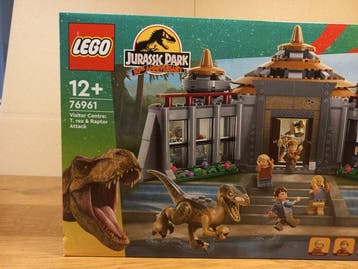 Lego Set - 76961 - Jurassic Park - Visitor Centre: T. rex &
