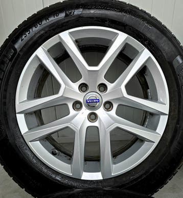 Volvo XC40 XC60 XC90 18 inch velgen winterbanden OEM 5x108, Autos : Pièces & Accessoires, Verzenden, Banden en Velgen