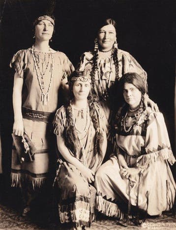 Studio photo - 1920 League of American Pen Women - Original