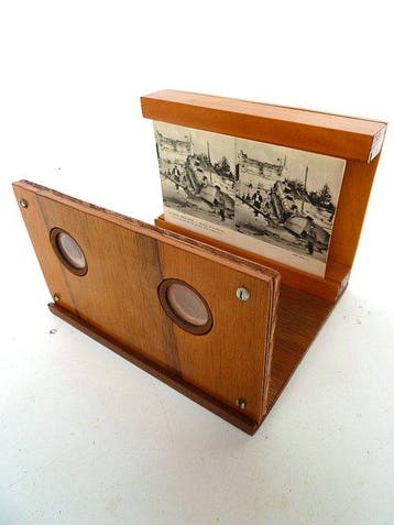 Custom made Stereo Viewer for postcard-size stereoviews,