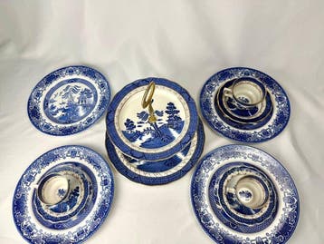 Royal Doulton - Tafelservies (11) - Been - Kramen “Real Old, Antiek en Kunst