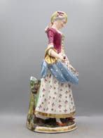 Vieux Bruxelles (attr.) - Figuur - Flower girl - Porselein